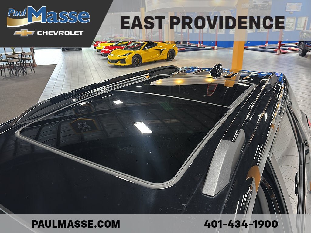 Used 2026 GMC Terrain AT4 w/ Convenience Package III AWD/4WD image 9