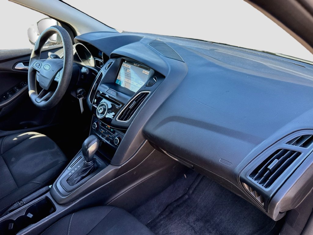 Used 2018 Ford Focus SEL FWD image 36