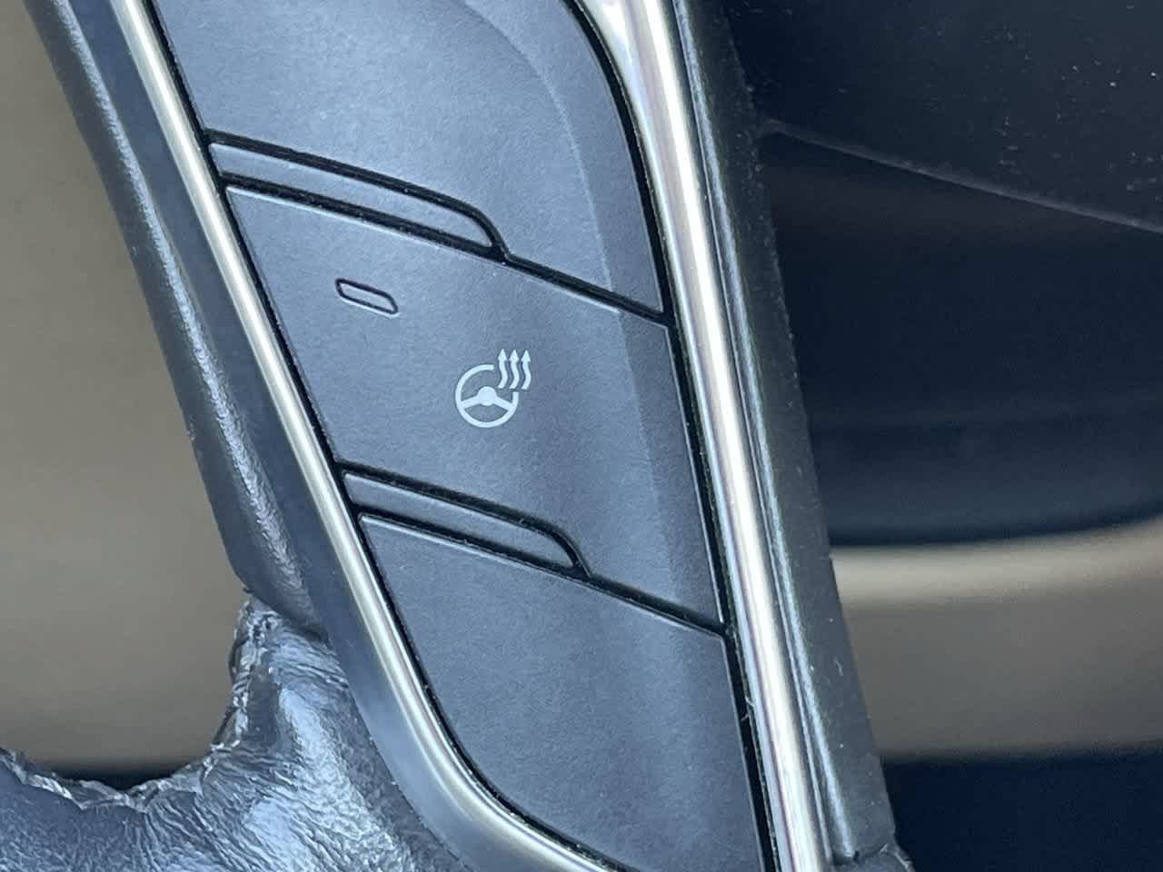 Used 2018 Cadillac XT5 Luxury AWD/4WD image 23