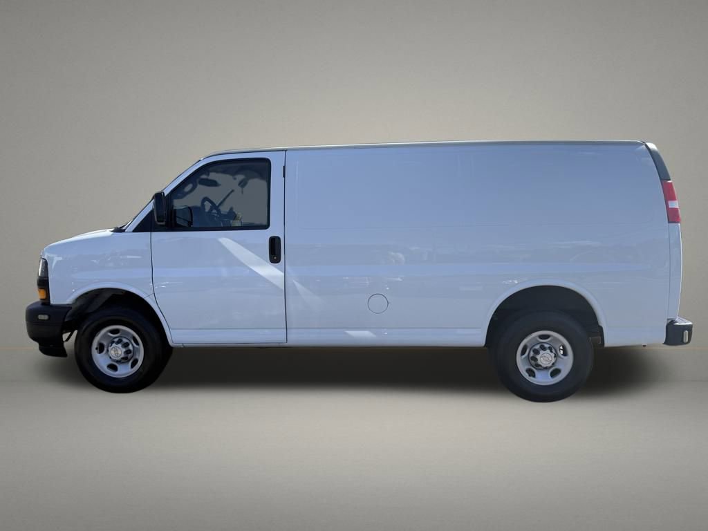 Used 2024 Chevrolet Express 2500 w/ Driver Convenience Package image 2