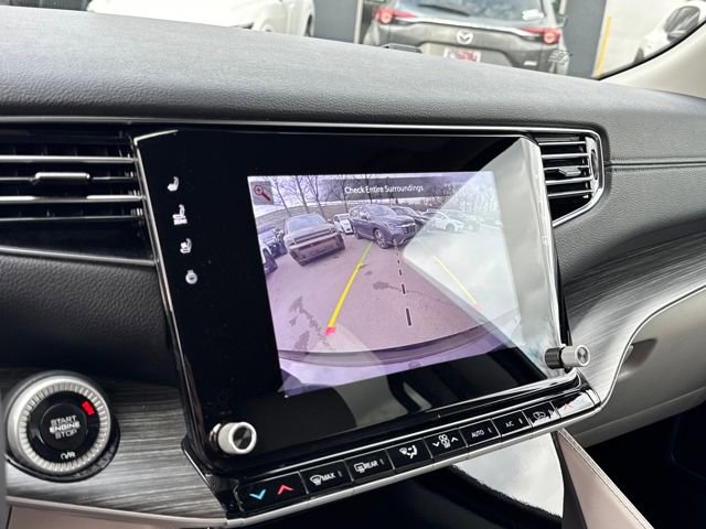 Used 2024 Jeep Wagoneer L Series II w/ Flexible Seating Group image 21