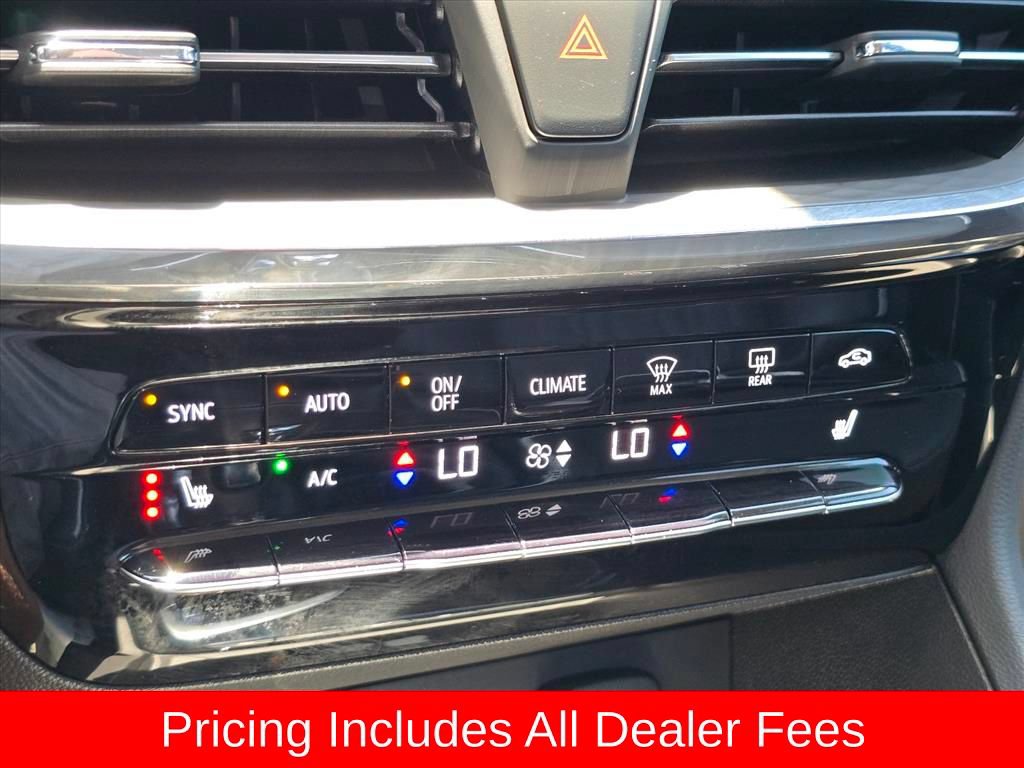 Used 2025 Buick Encore GX Avenir w/ Avenir Technology Package AWD/4WD image 22