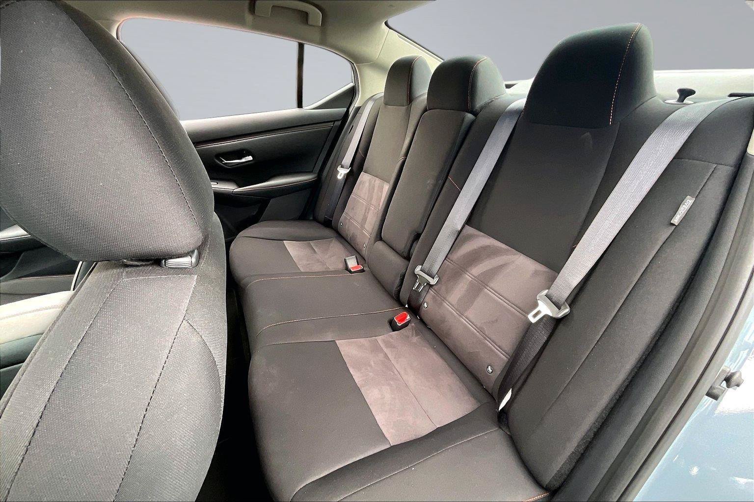 Used 2025 Nissan Sentra SR FWD image 26