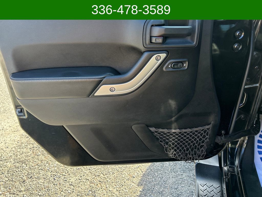 Used 2014 Jeep Wrangler Unlimited Sport image 10