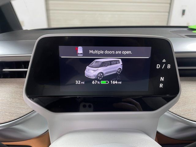 New 2025 Volkswagen ID. Buzz Pro S Plus image 19