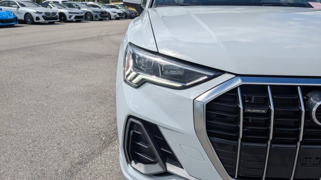 Used 2024 Audi Q3 2.0T Premium Plus w/ Premium Plus Package image 12