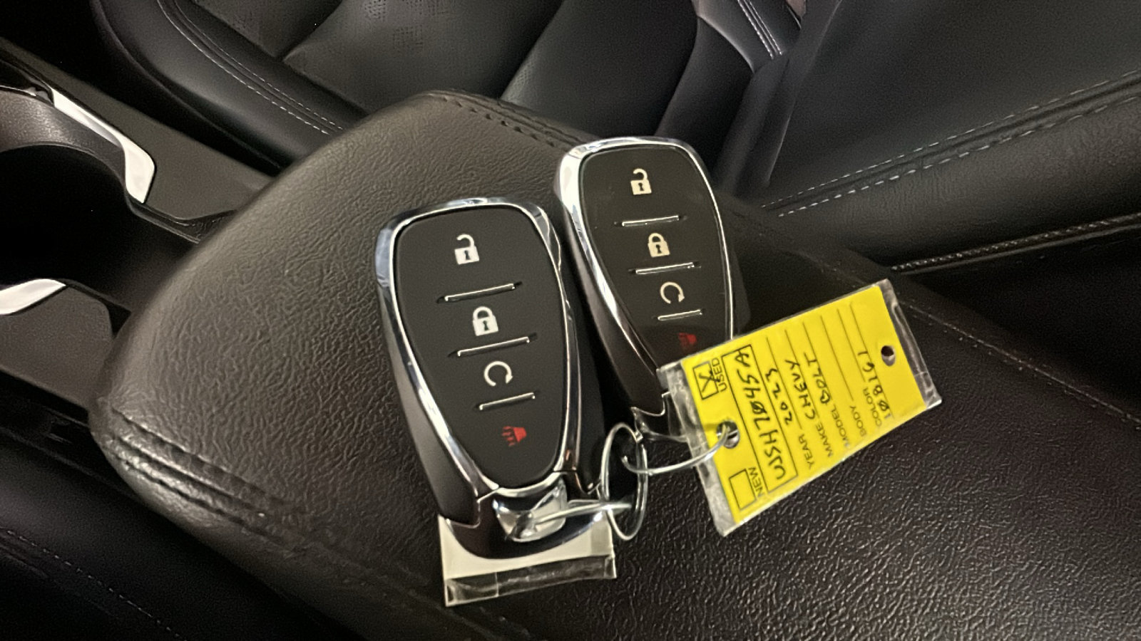 Used 2023 Chevrolet Bolt EUV Premier FWD image 23