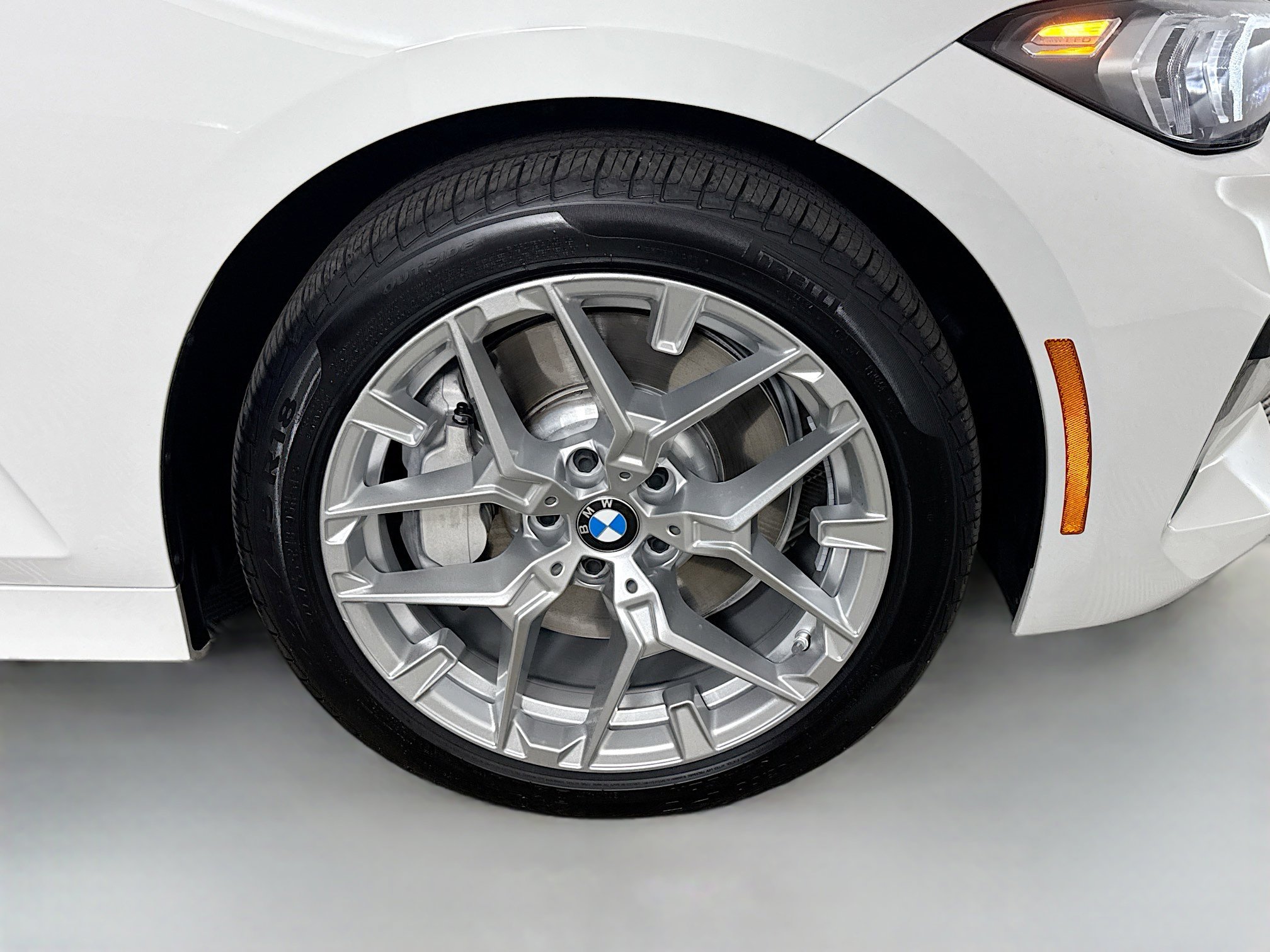 Used 2026 BMW 330i Sedan image 32