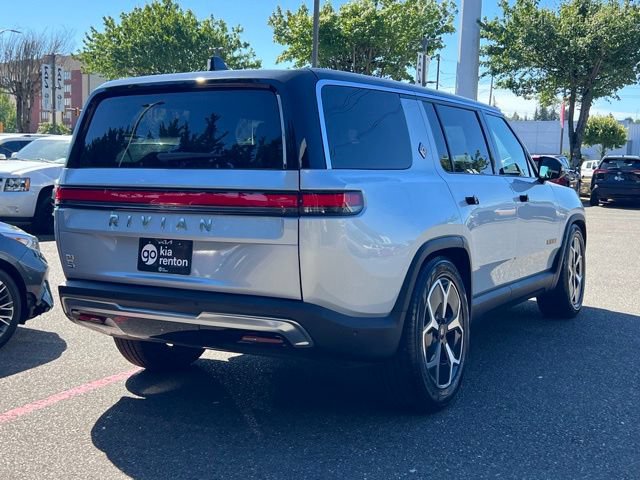 Used 2024 Rivian R1S Adventure AWD/4WD image 5