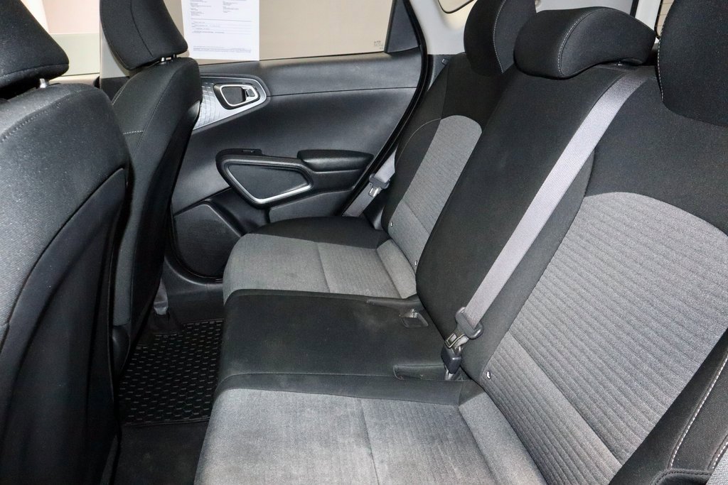 Used 2021 Kia Soul S image 21
