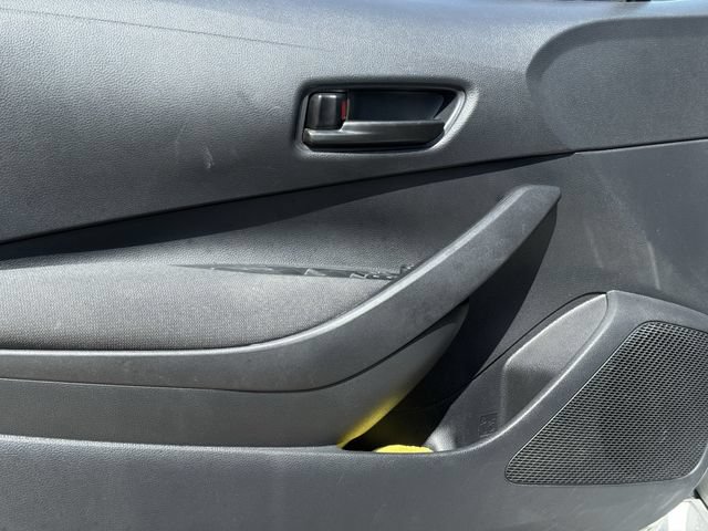 Used 2025 Toyota Corolla LE FWD image 24