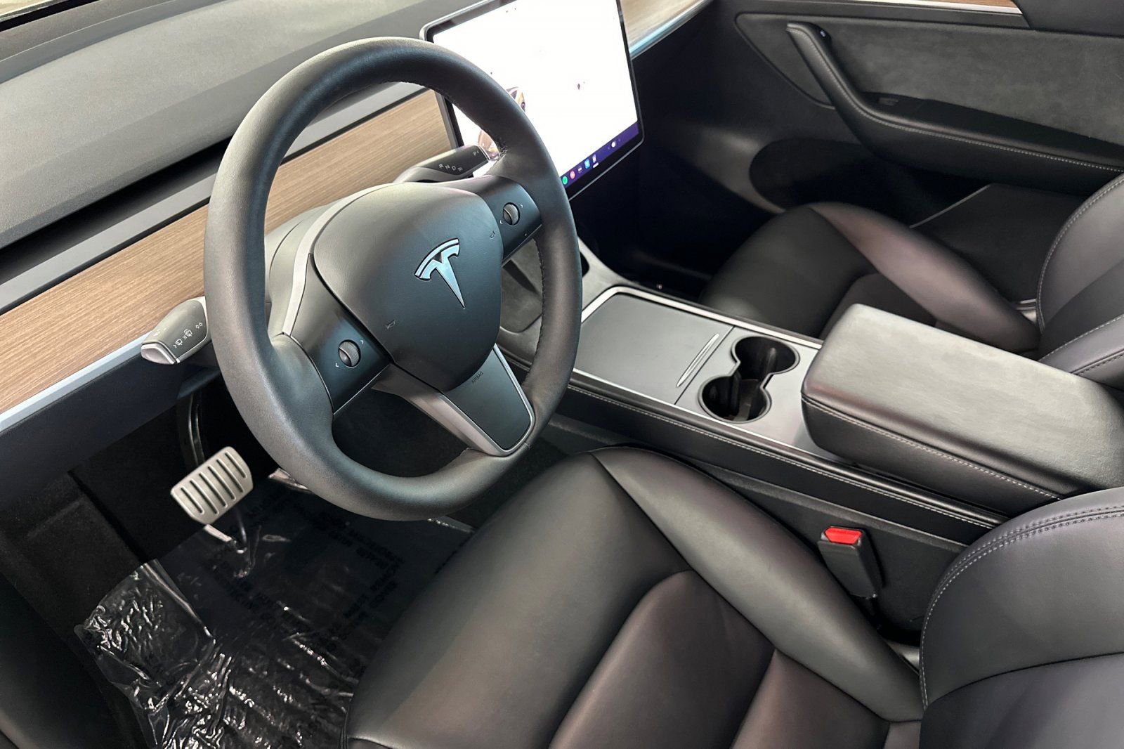 Used 2024 Tesla Model Y Performance AWD/4WD image 10