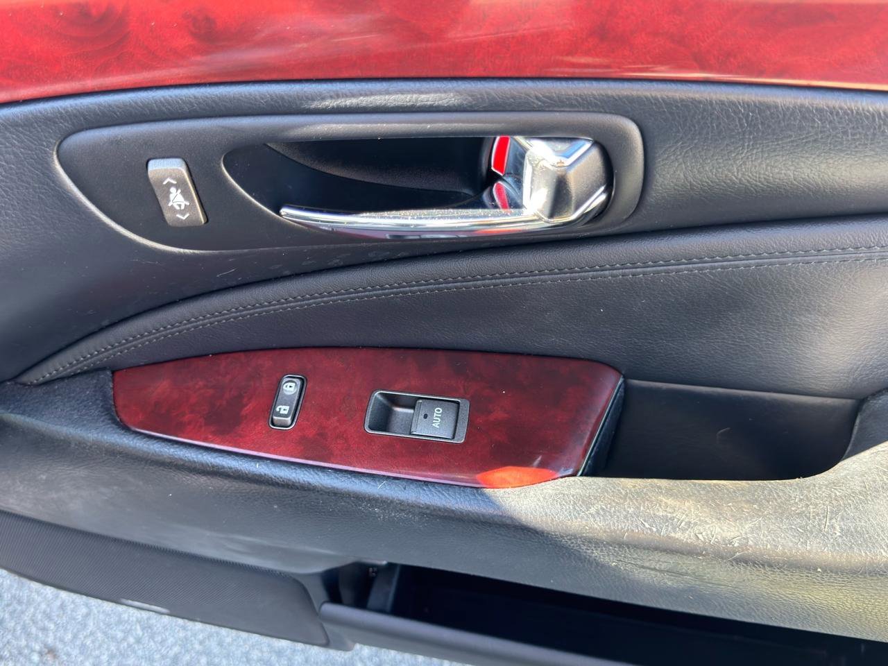 Used 2007 Lexus LS 460 RWD image 41