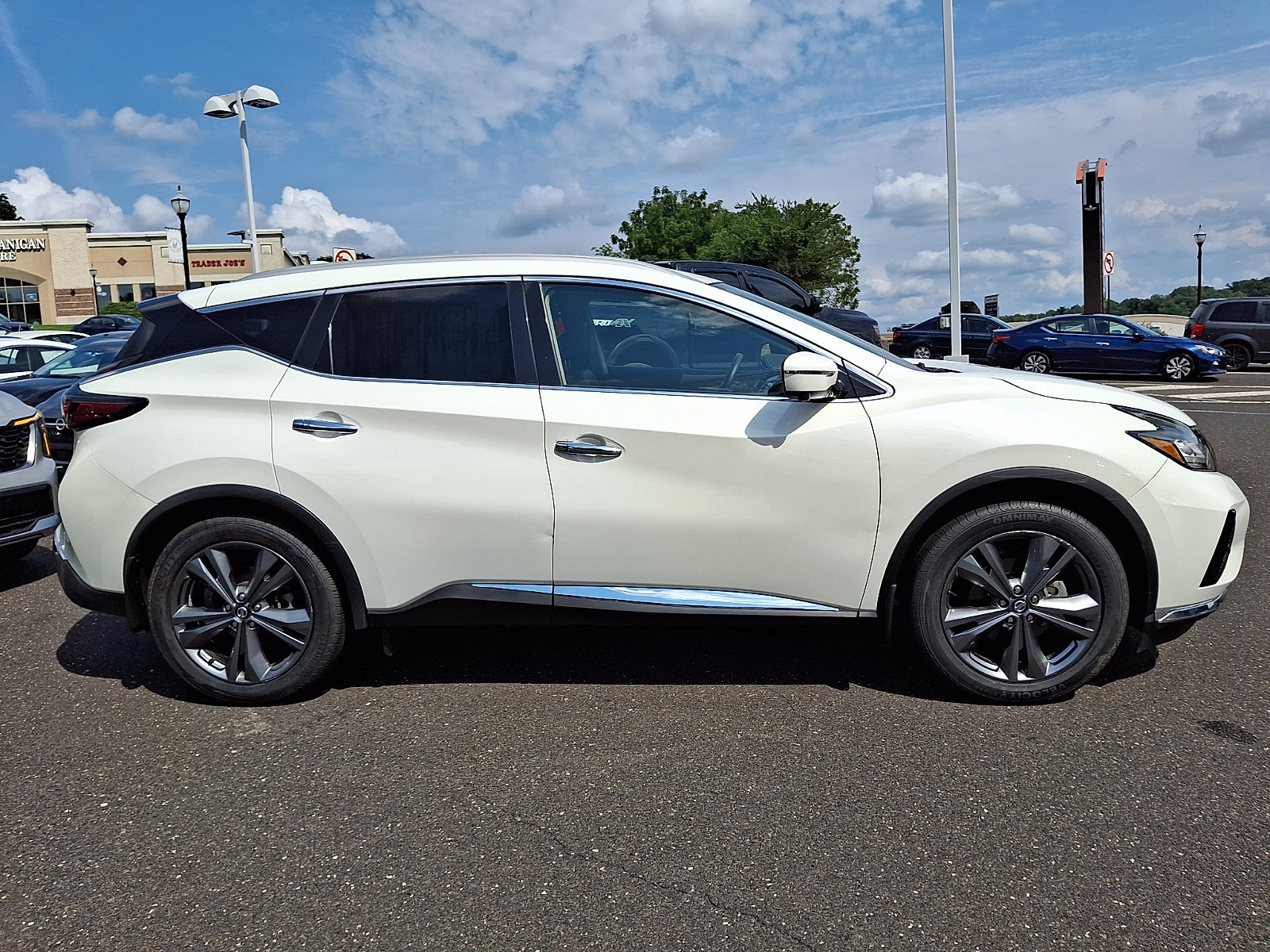 Certified 2020 Nissan Murano Platinum AWD/4WD image 7