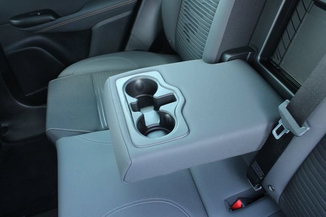 Used 2025 Alfa Romeo Tonale AWD/4WD image 32