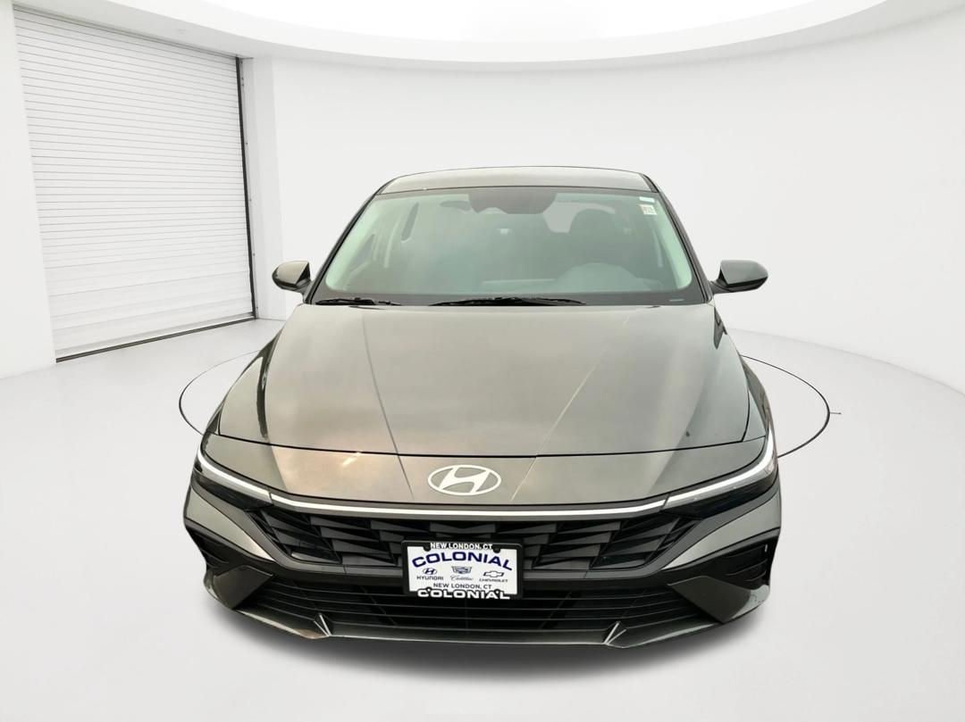 Certified 2024 Hyundai Elantra SEL FWD image 2