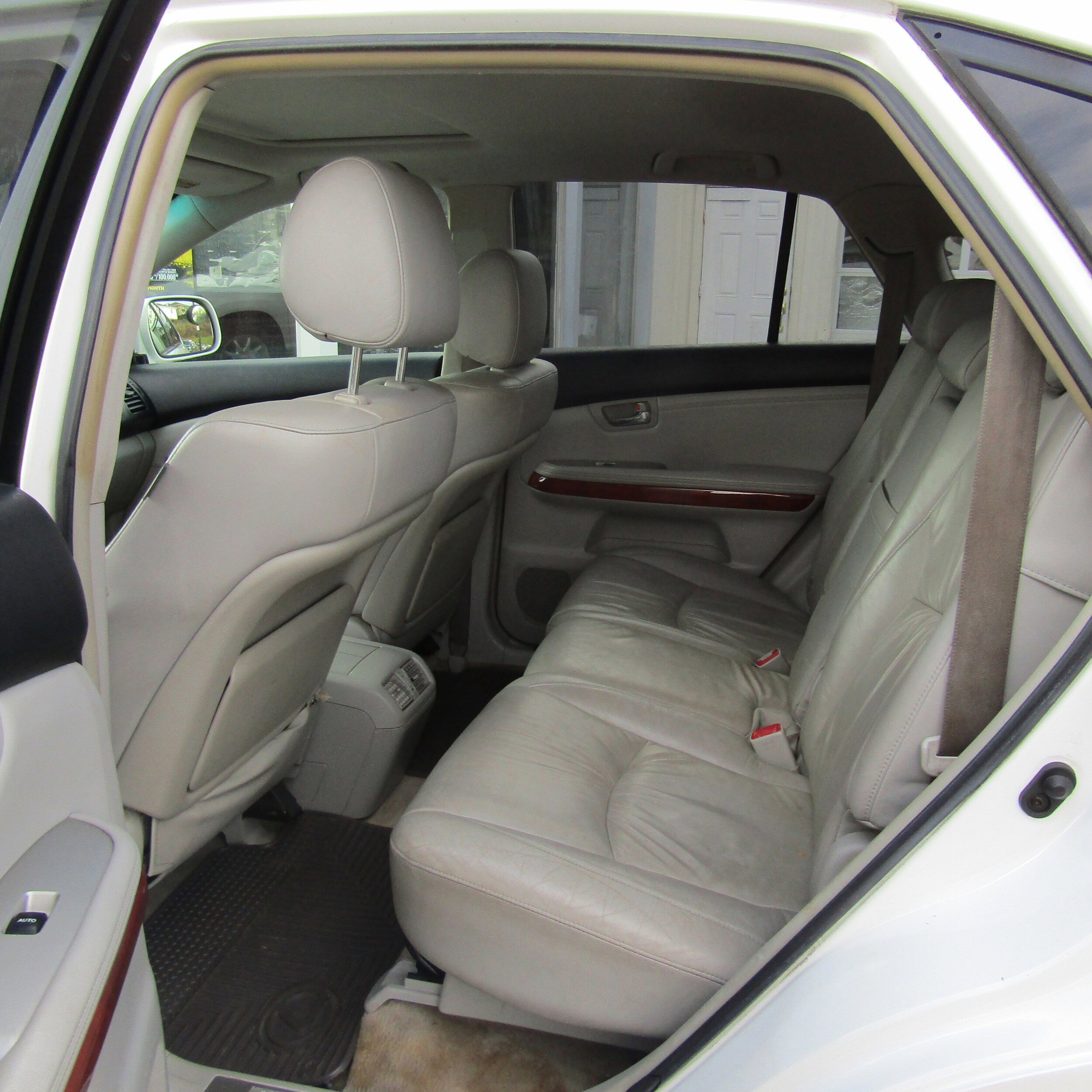 Used 2004 Lexus RX 330 Base image 12