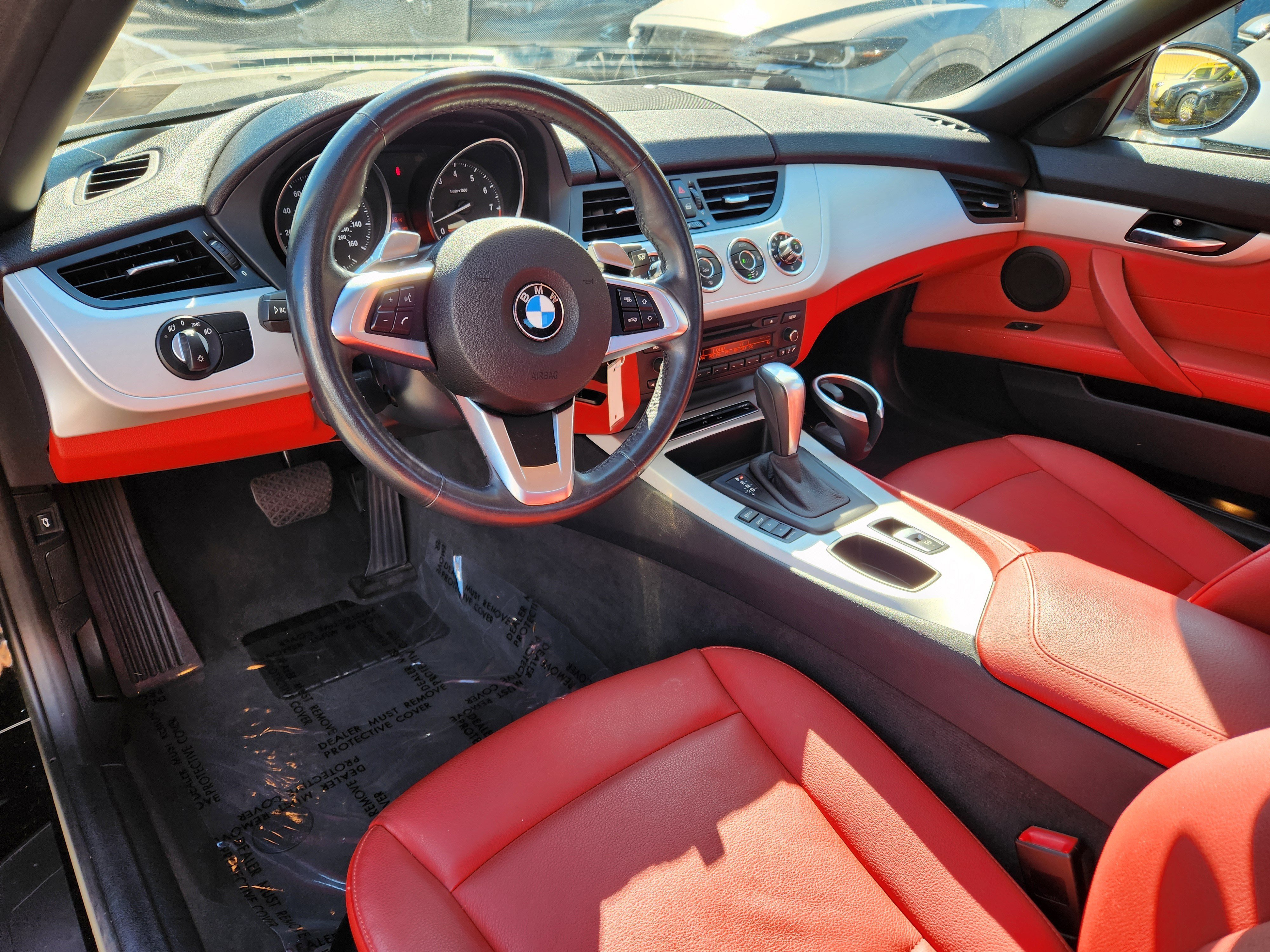 Used 2009 BMW Z4 sDrive30i RWD image 15