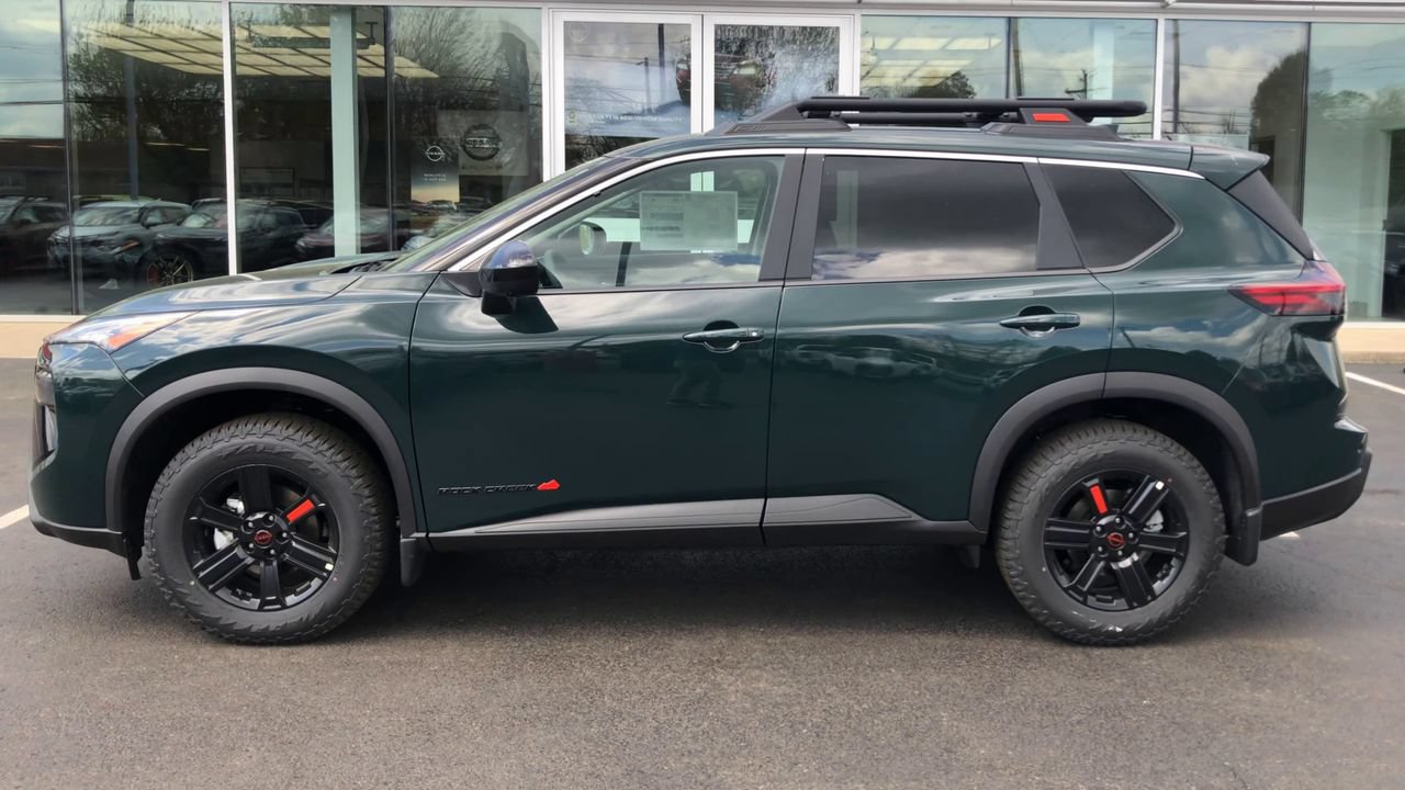 New 2026 Nissan Rogue SV AWD/4WD image 4