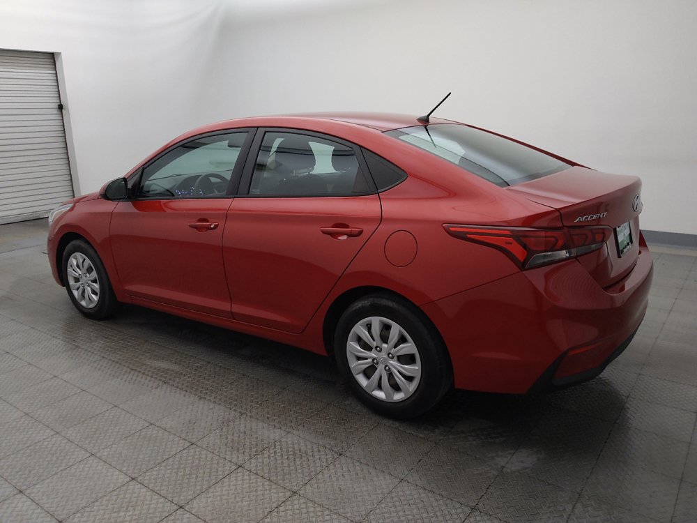Used 2022 Hyundai Accent SE FWD image 3