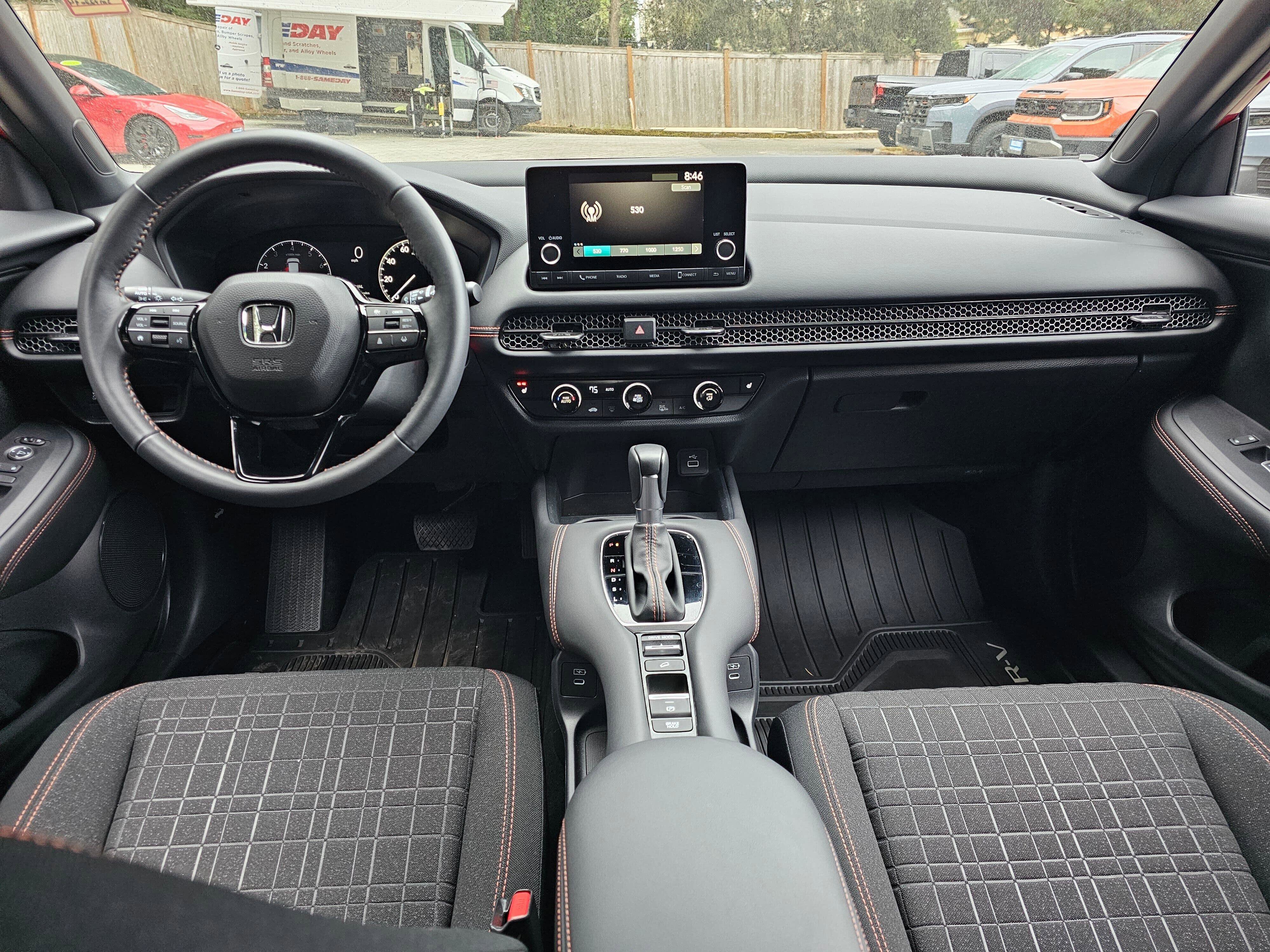 Certified 2025 Honda HR-V Sport image 19