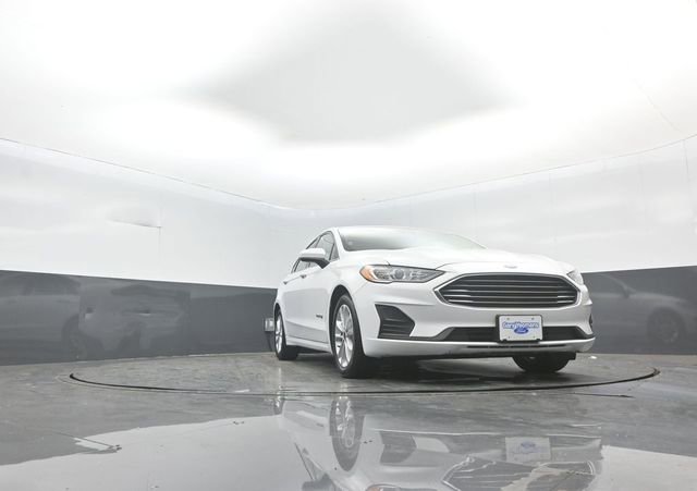 Certified 2019 Ford Fusion SE image 32