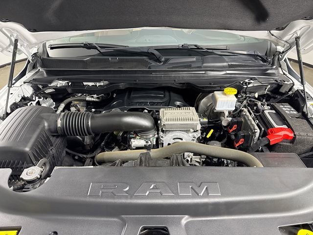 Used 2022 RAM 1500 Limited w/ Body Color Bumper Group image 31