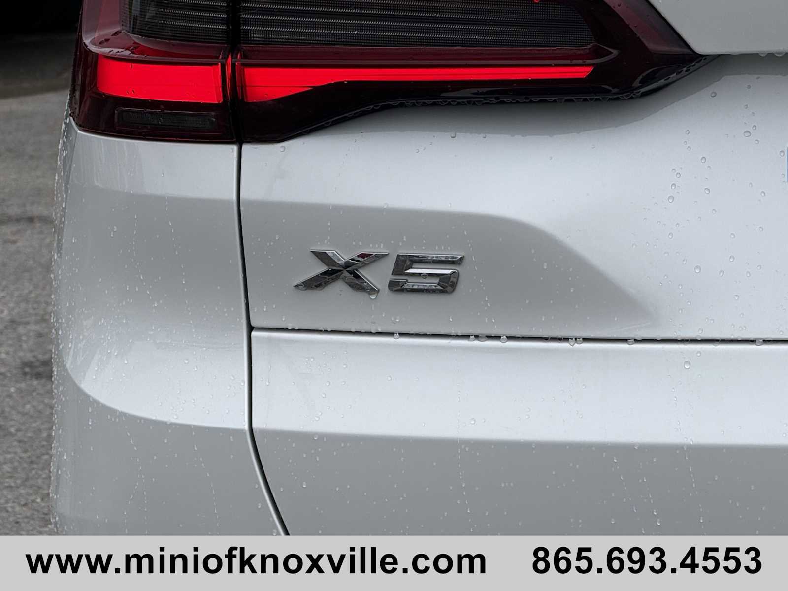 Used 2021 BMW X5 xDrive40i w/ Premium Package image 38