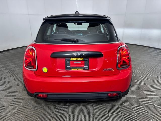 Used 2024 MINI Cooper SE image 4