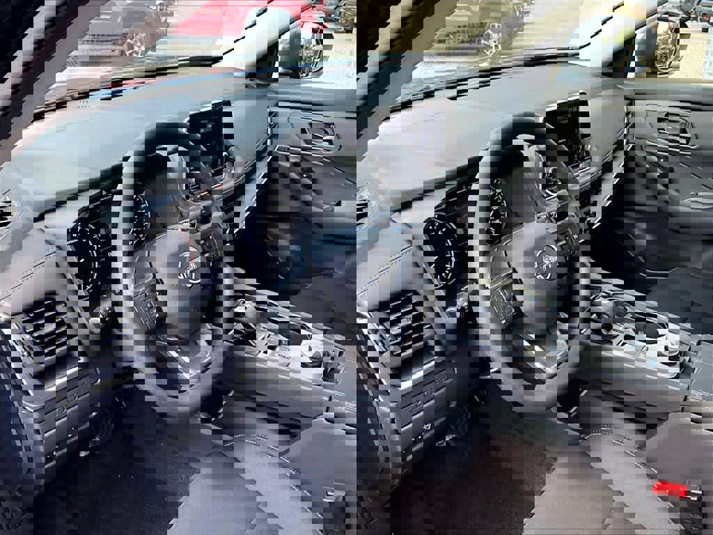 New 2026 Nissan Rogue S image 9