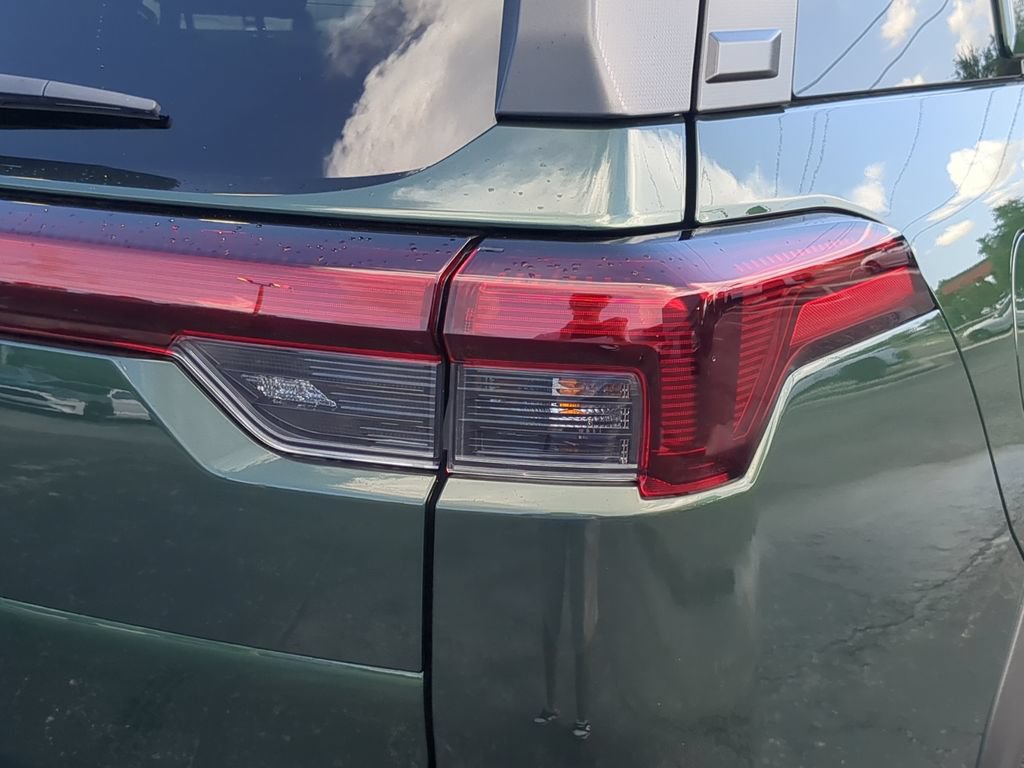 Certified 2026 Subaru Outback Limited AWD/4WD image 8