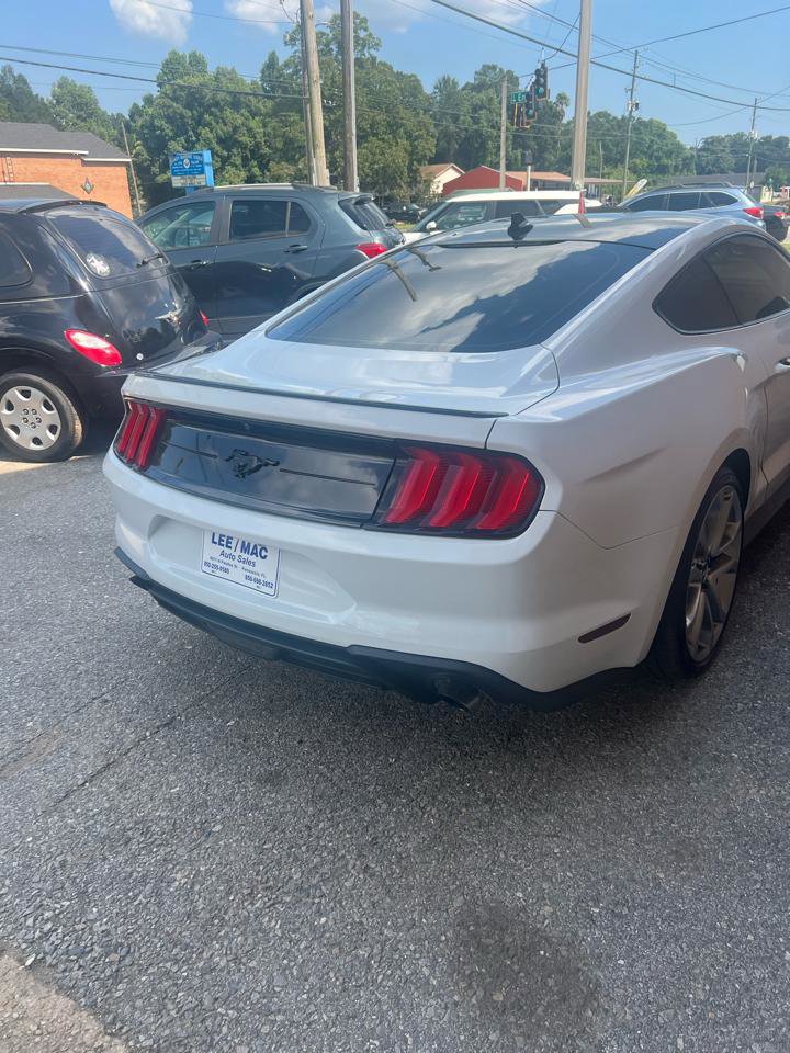 Used 2021 Ford Mustang Coupe w/ Black Accent Package RWD image 5