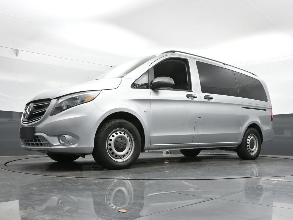 Used 2023 Mercedes-Benz Metris Passenger image 47
