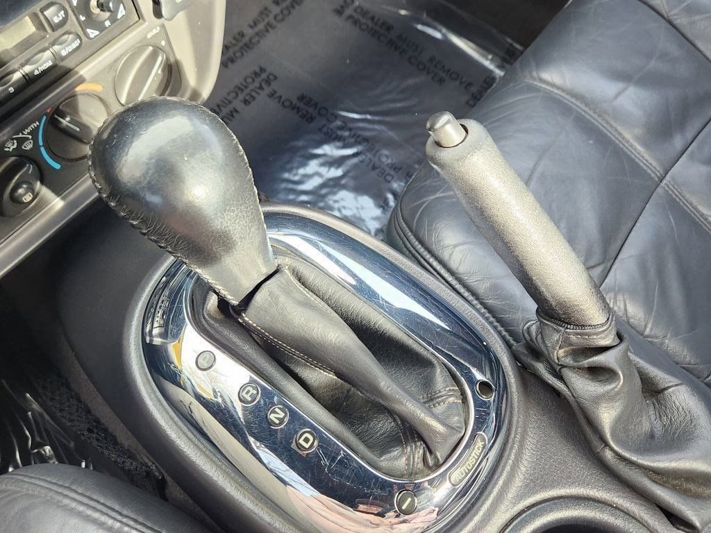 Used 2000 Plymouth Prowler RWD image 10