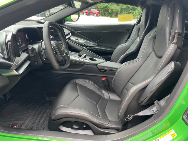 Certified 2026 Chevrolet Corvette Stingray Coupe w/ 1LT RWD image 30