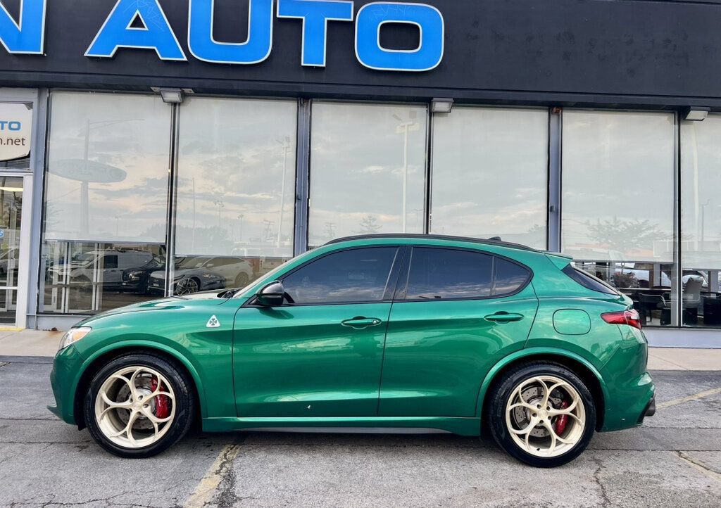 Used 2022 Alfa Romeo Stelvio Quadrifoglio w/ Active Assist Plus Package AWD/4WD image 55