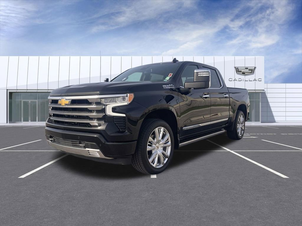 Used 2024 Chevrolet Silverado 1500 High Country w/ High Country Premium Package image 4