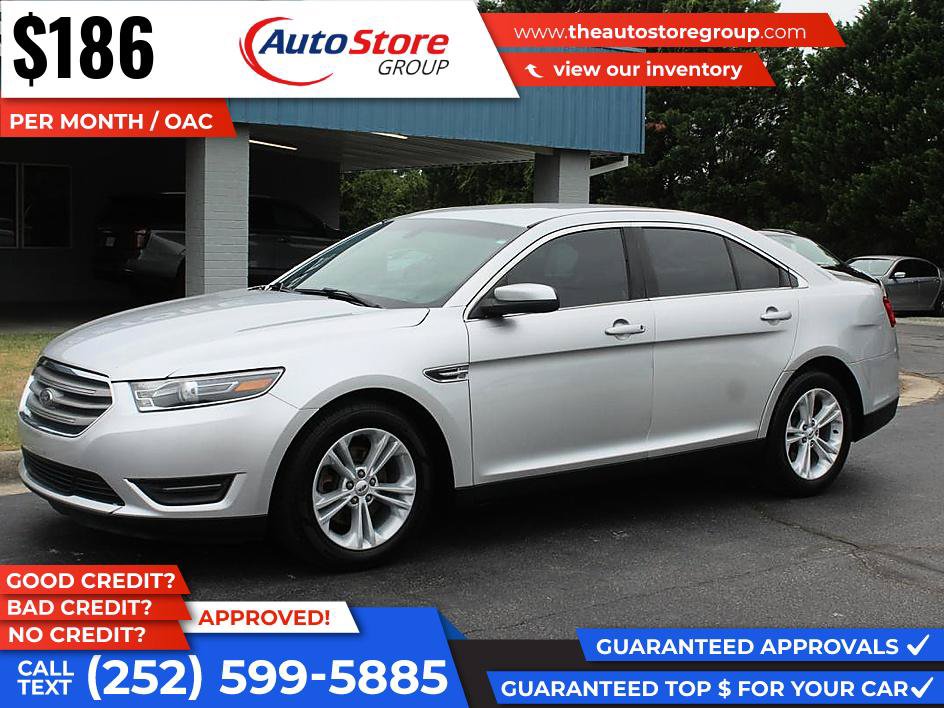 Used 2017 Ford Taurus SEL FWD image 2