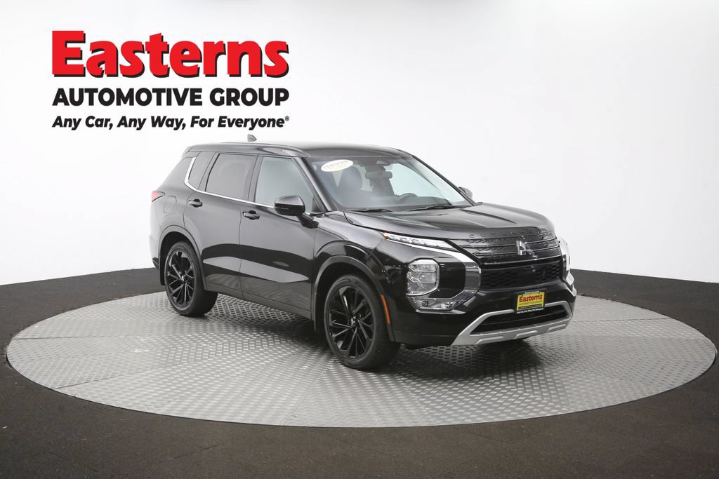 Used 2024 Mitsubishi Outlander SE AWD/4WD image 49