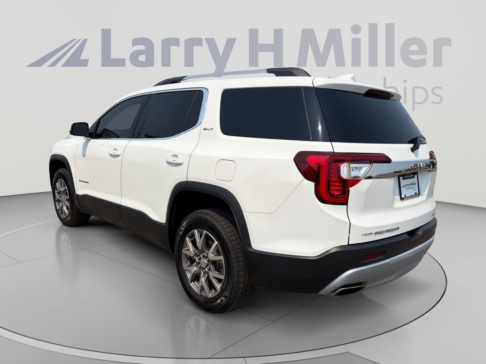 Used 2020 GMC Acadia SLT AWD/4WD image 4