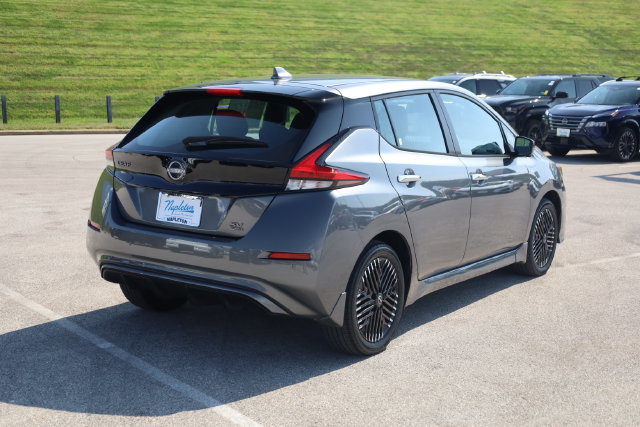 Used 2025 Nissan Leaf SV Plus FWD image 6
