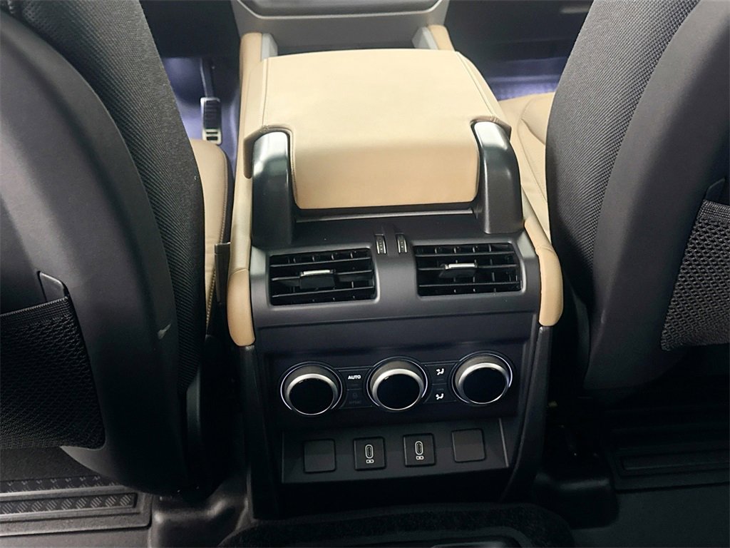New 2026 Land Rover Defender 130 V8 image 25