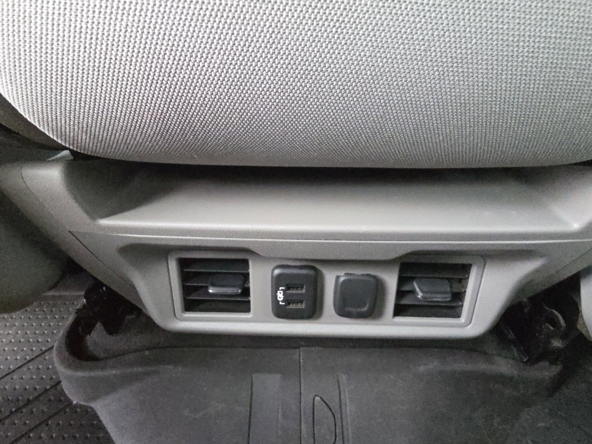 Used 2019 Chevrolet Silverado 1500 RST w/ All-Star Edition image 32