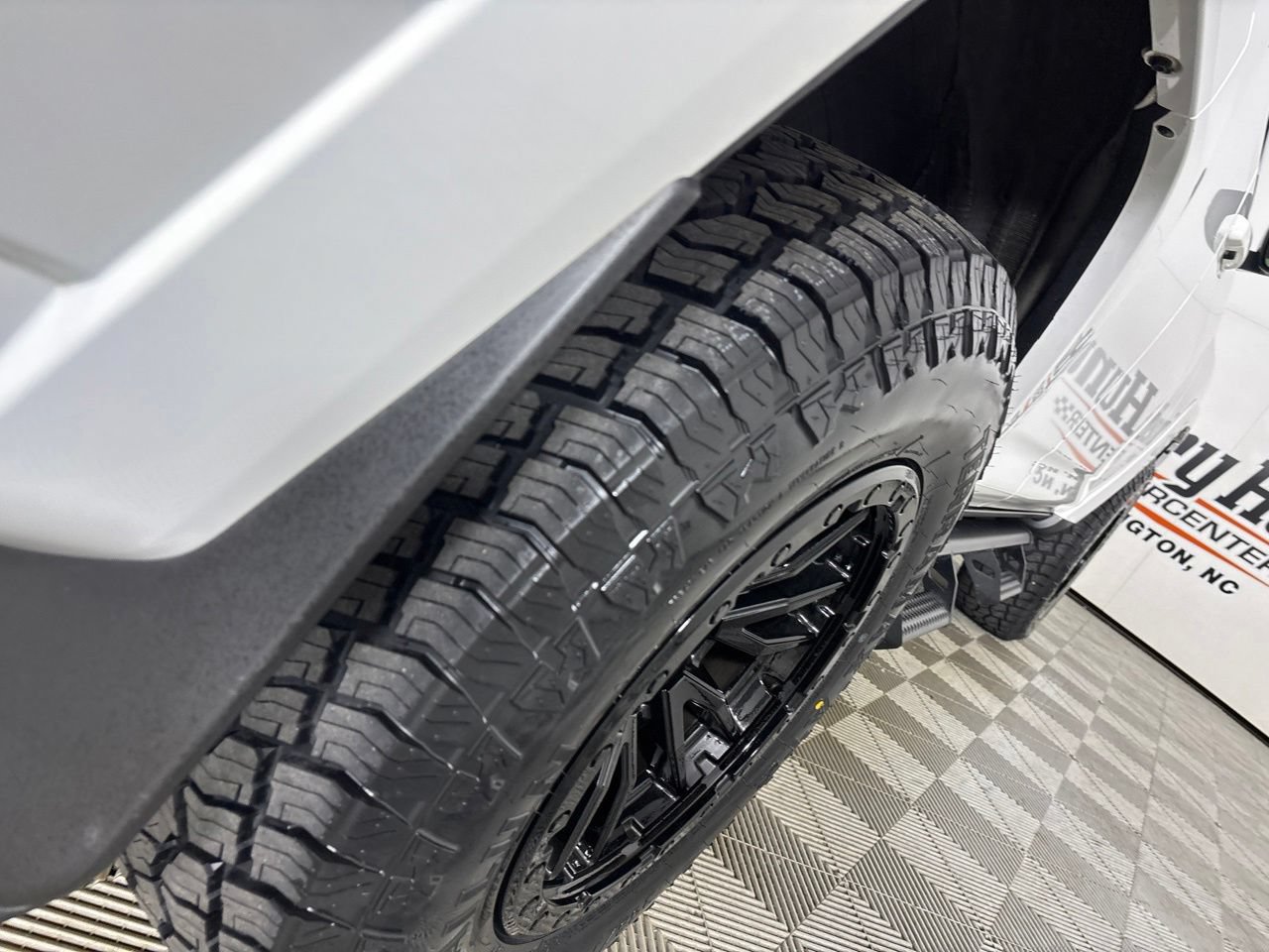 Used 2024 Toyota 4Runner TRD Off-Road Premium w/ Moonroof Package AWD/4WD image 36