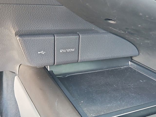 Used 2022 Toyota Camry LE image 28