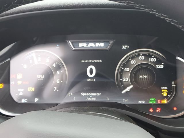 New 2026 RAM 1500 4x4 Crew Cab image 8