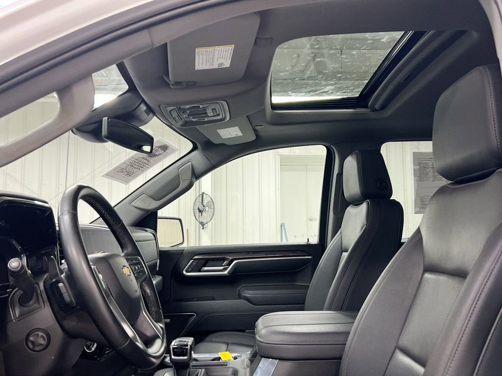Certified 2025 Chevrolet Silverado 1500 LTZ w/ LTZ Premium Package image 20