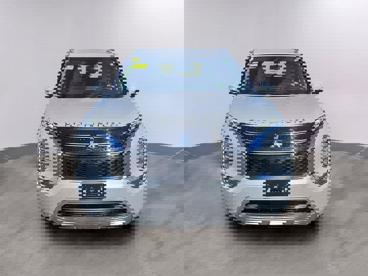 Used 2023 Mitsubishi Outlander SEL 40th Anniversary image 2