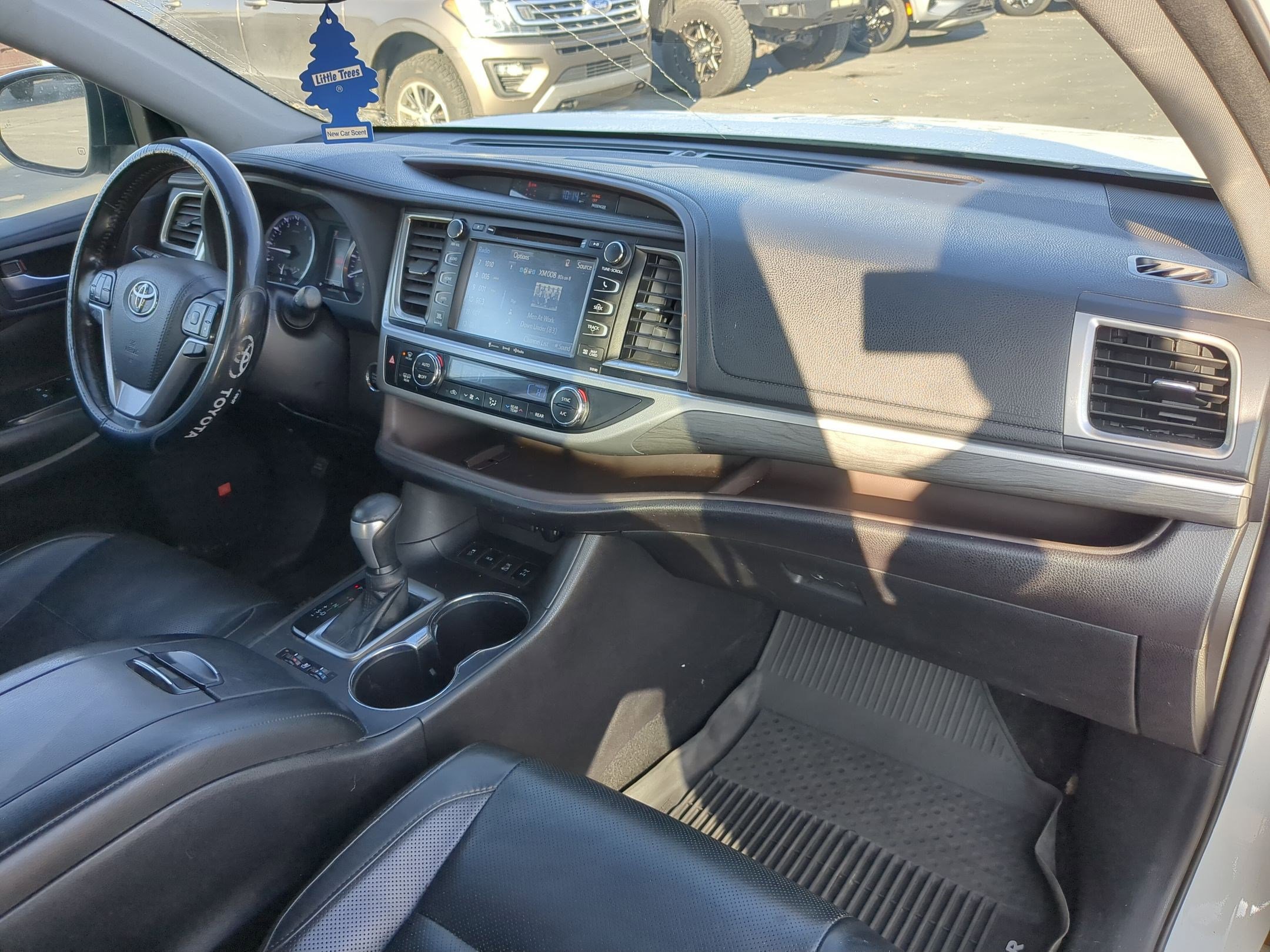 Used 2018 Toyota Highlander Limited Platinum image 21