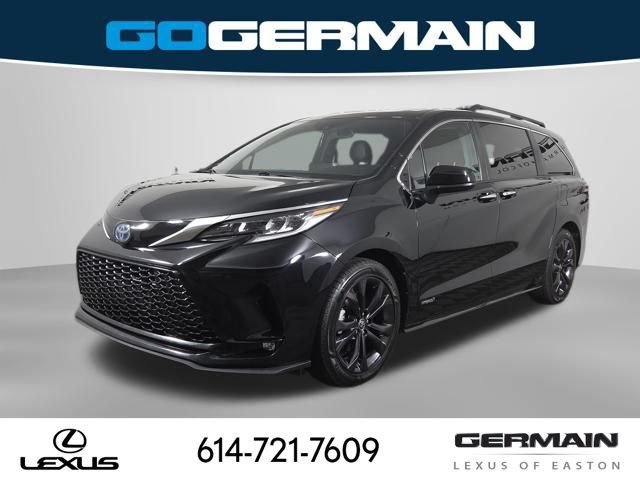 Used 2021 Toyota Sienna XSE FWD video 1